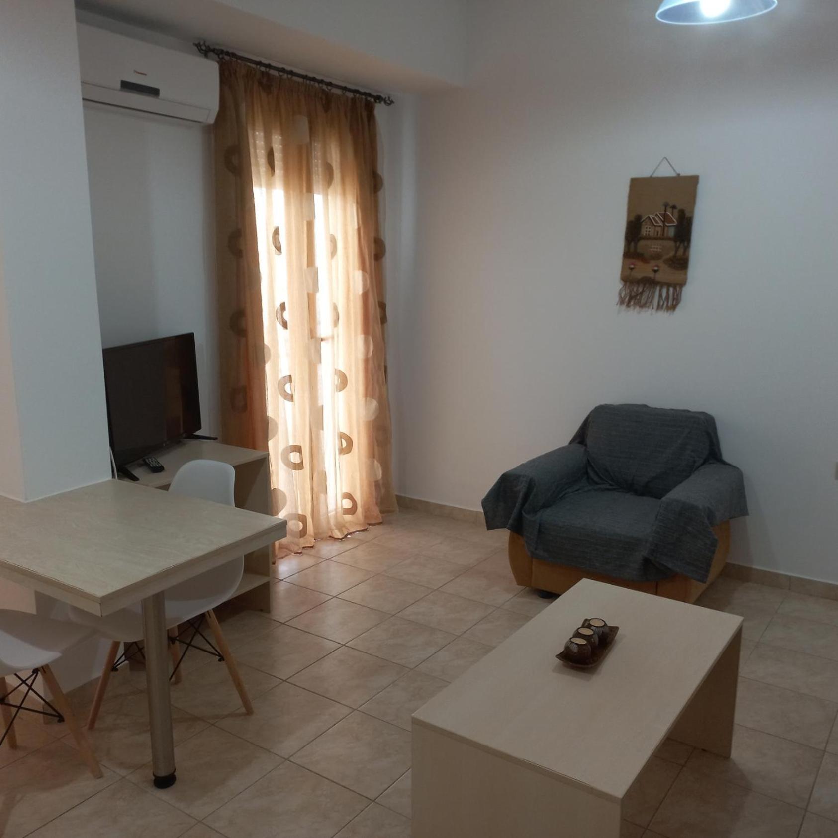 Makrýgialos Central Rooms מראה חיצוני תמונה