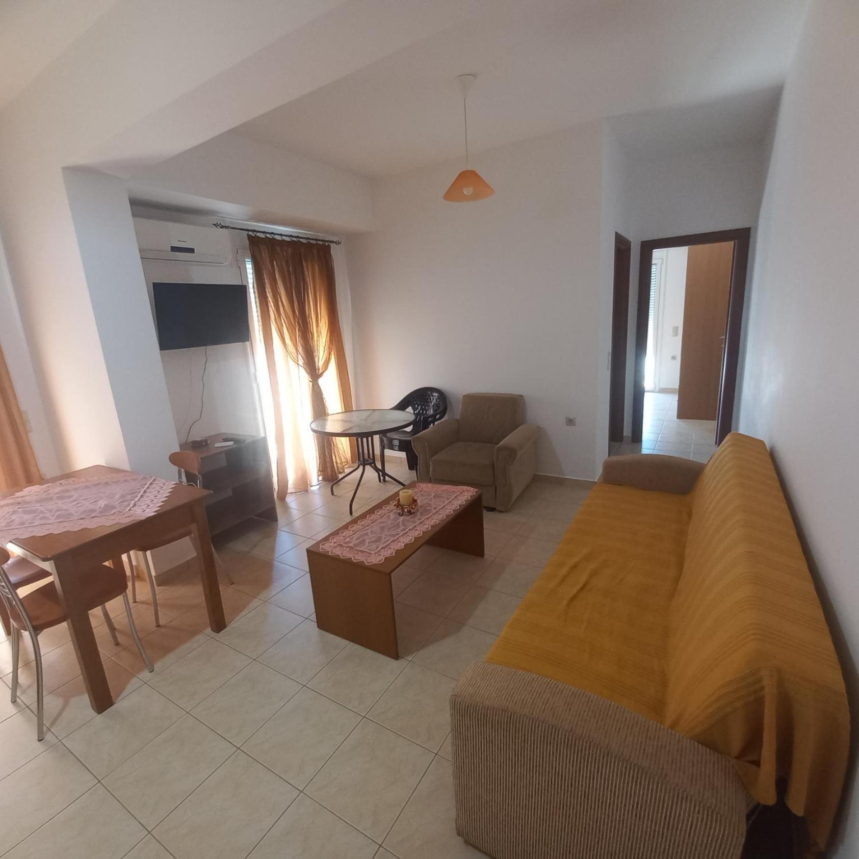 Makrýgialos Central Rooms מראה חיצוני תמונה