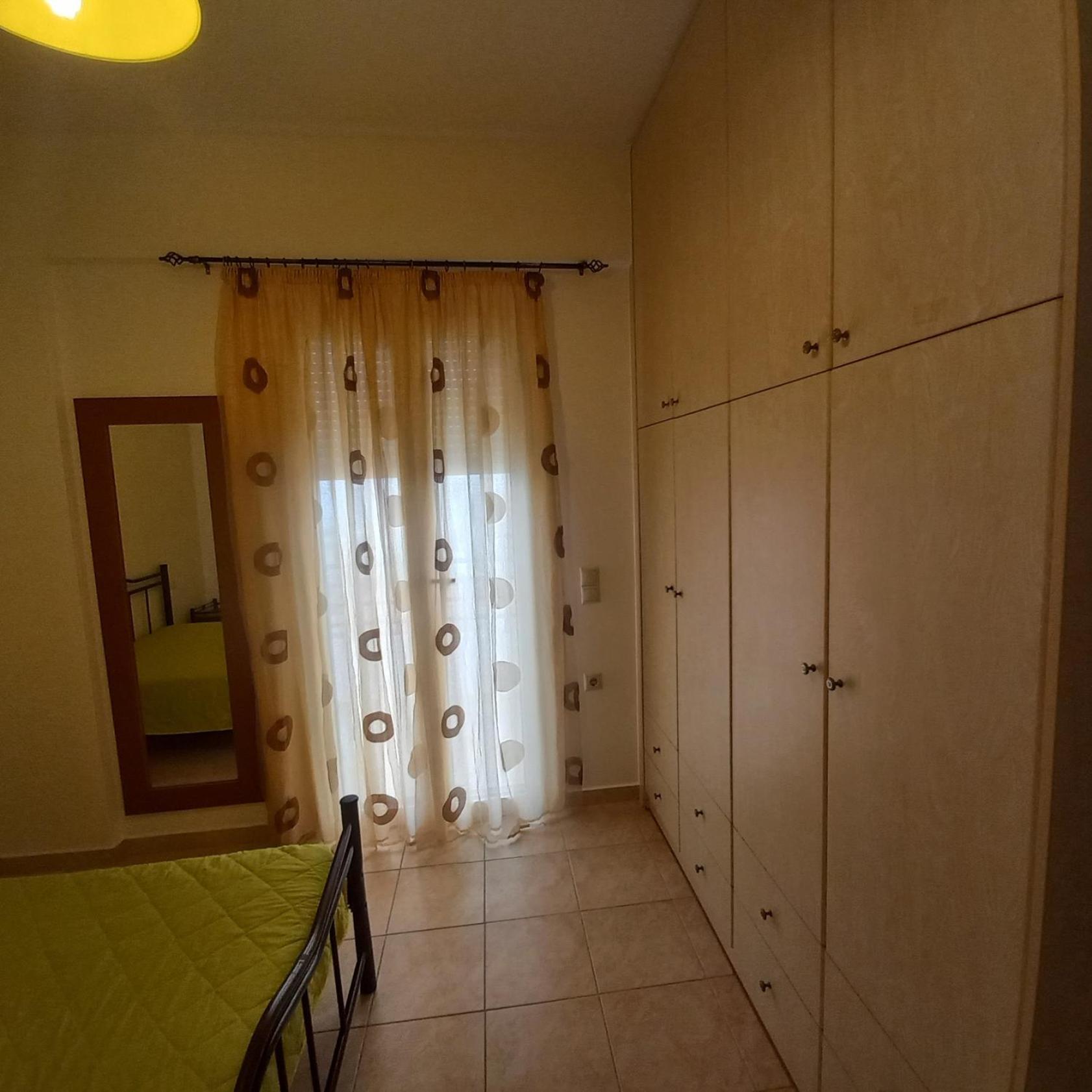 Makrýgialos Central Rooms מראה חיצוני תמונה
