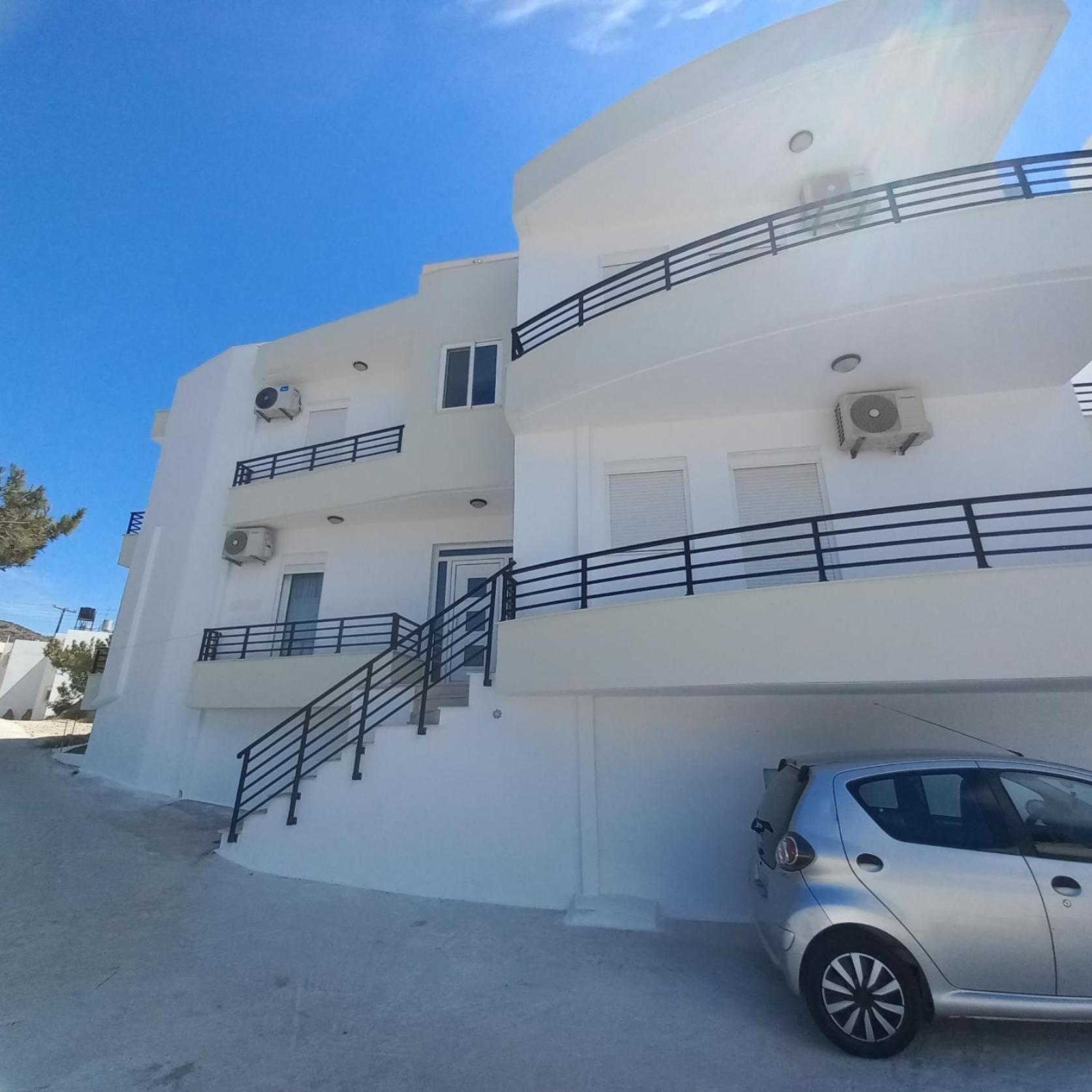 Makrýgialos Central Rooms מראה חיצוני תמונה